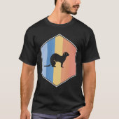 Ferret mit Retrofarben in einem Hexagon T-Shirt (Vorderseite)