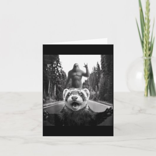 Ferret Selfie With Bigfoot Funny For Men Women Kid Karte (Vorderseite)