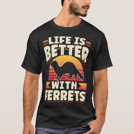 Ferret With Ferrets T-Shirt (Vorderseite)