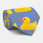 Fertigen Sie gelbe Gummiente besonders an Krawatte (Gerollt)