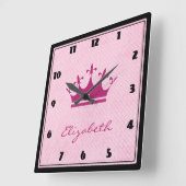 Fertigen Sie rosa Tiara mit Tupfen besonders an Quadratische Wanduhr (Winkel)