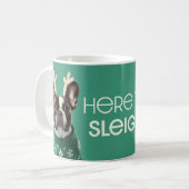 Fest französische Bulldog-Tasse - Hier bis Sleigh Kaffeetasse (Vorderseite Links)