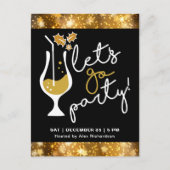 Fest funkelnde goldene Feuerwerke Einladungspostkarte (Vorderseite)