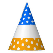 Fest gefeierte weiße Polka Punkte auf hellblauen O Partyhütchen (Links)