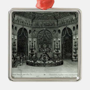 Fest nachgegeben im wenig Boden Silbernes Ornament