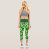 Fest von Saint Patrick Pattern Capri Leggings (Vorderseite)