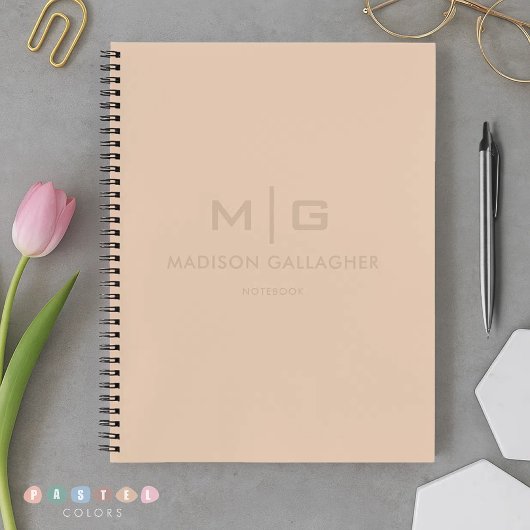 Feste weiche Lichtpastell-Beige-Creme-Gelb-Farbe Notizblock