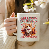 Festes Kätzchen in Herbstblättern Kaffeetasse