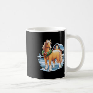 Festes Pferd mit Kranz in schneebedeckter Rnyard S Kaffeetasse