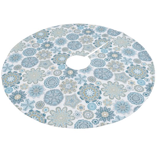Festivals Chic Floral Mandala Schneeflocken Muster Fleece Weihnachtsbaumdecke (Schrägansicht)