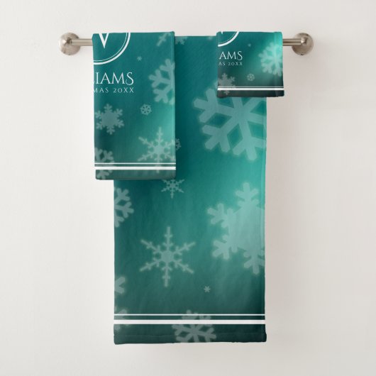 Festivals Light Blue Foil Snowflakes Monogram Name Badhandtuch Set (Insitu)