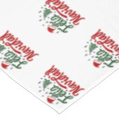 Festivals Rot und Grün Feliz Navidad Tischdecke (Schrägansicht)