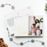 Festivals Script Foto Frohe Weihnachten Gold Folien Feiertagspostkarte<br><div class="desc">Feiern Sie die Saison mit diesem festlichen Drehbuch-Foto Frohe Weihnachts-Gold-Folie Urlaub Postkarte mit einer Touch von elegantem Charme. Das schicke Design präsentiert eine schlichte, in Gold und Weiß gehaltene Farbpalette, die den gemütlichen Geist des Winters widerspiegelt. Seine moderne und einzigartige Anziehungskraft und seine rustikale Formulierung schaffen ein perfektes Gleichgewicht zwischen...</div>