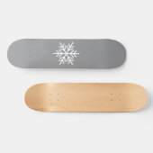 Festivals White Nordic Snowflake Grau Hintergrund Skateboard (Horizontal)
