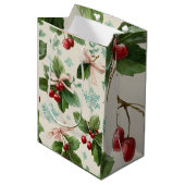 Festive Christmas Pattern Gift Bag Mittlere Geschenktüte (Vorderseite Schrägansicht)