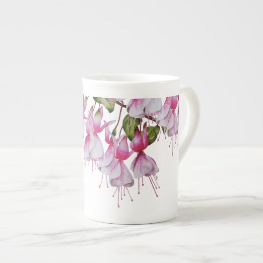 'Festive Fuchsias' auf einer Knochen-China-Tasse Porzellantasse (Vorderseite Rechts)
