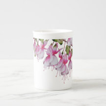 'Festive Fuchsias' auf einer Knochen-China-Tasse
