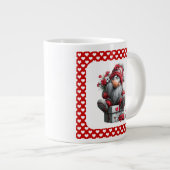 Festive Love Messenger Gnome "Heart and Presents" Jumbo-Tasse (Vorderseite Rechts)