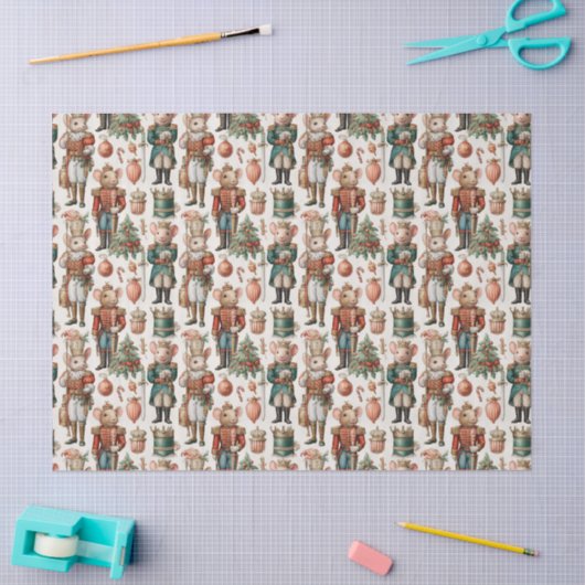 Festive Nutcracker Mice with Holiday Decor Seidenpapier (Basteln)