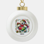 Festive polar bear add year keramik Kugel-Ornament (Vorderseite)