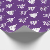 Festive Purple and White Christmas Tree Pattern Geschenkpapier (Ecke)