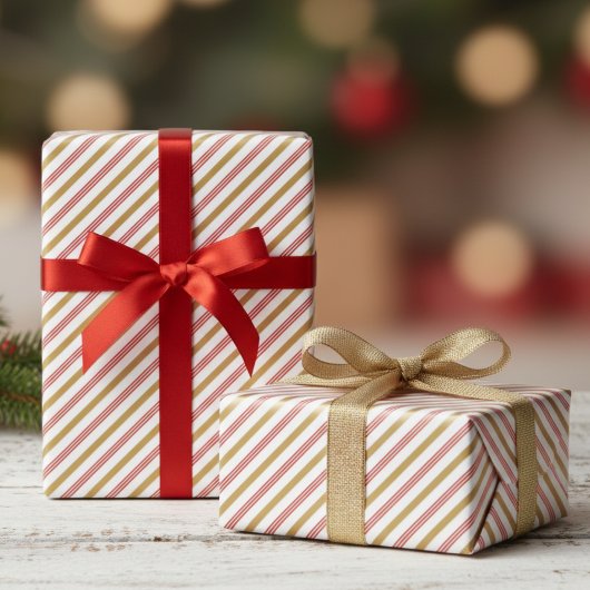 Festive Red and Gold Christmas Candy Cane Stripes  Geschenkpapier