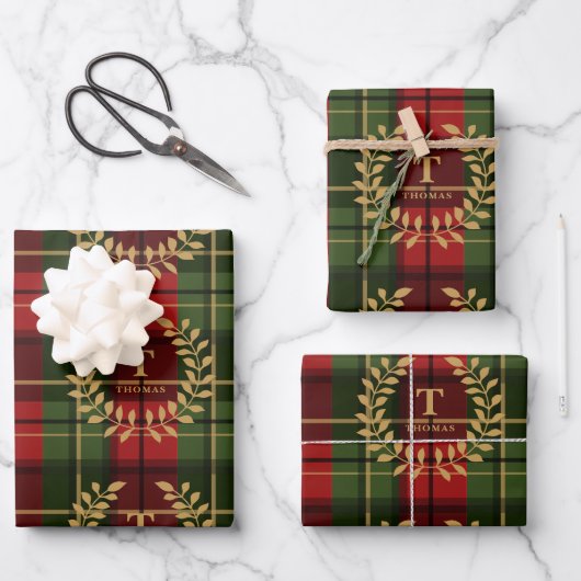 Festive Red And Green Plaid With Custom Monogram Geschenkpapier Set (Vorderseite)