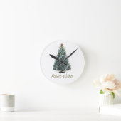 Festive Wishes. Christmas tree design Runde Wanduhr (Zuhause)