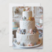 FESTIVER WEISSER LAYER CAKE MIT SPIELZEUG (Vorderseite)