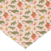 Festliche Dinosaurier Weihnachtsbaum Urlaubsmuster Tischdecke (Schrägansicht)