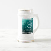 Festliche hellblaue Folie-Schneeflocken-Monogramm- Bierglas (VorderseiteRechts)