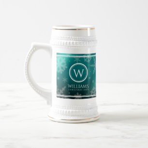 Festliche hellblaue Folie-Schneeflocken-Monogramm- Bierglas