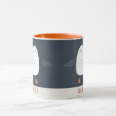 festliche lustige niedliche Pinguin personalisiert Tasse (Zentrum)