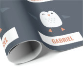 festliche lustige niedliche Pinguine personalisier Geschenkpapier (Rolleneckpunkt)