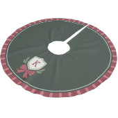 Festliche moderne Monogramm-Wappen-Weihnachtsbaum- Polyester Weihnachtsbaumdecke (Schrägansicht)