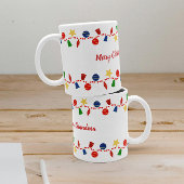 Festliche Retro Weihnachtsschmuck bewahren Kaffeetasse