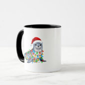 Festliche Robbe bedeckt mit Weihnachtslichtern Tasse (Vorderseite Links)