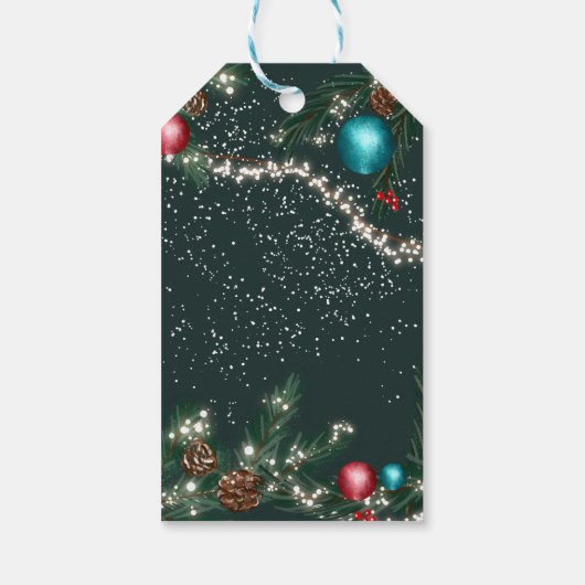 Festliche Weihnachtsbeleuchtung Kiefernäste Schnee Geschenkanhänger (Rückseite)