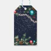Festliche Weihnachtslichter Kiefernäste schneeblau Geschenkanhänger (Rückseite)