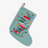 Festlicher Buch-Stapel - grüner Hintergrund Kleiner Weihnachtsstrumpf (Vorderansicht (hängend))