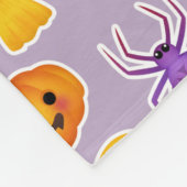 Festlicher lila gemusterter Entwurf Halloweens Fleecedecke (Ecke)