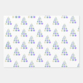 Festlicher Lila Schneeflocken Weihnachtsbaum Geschenkpapier Set (Vorderseite)