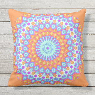 Festlicher orange rosa Mandala-Entwurf 2 Kissen Für Draußen