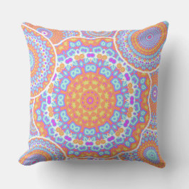 Festlicher orange rosa Mandala-Entwurf Kissen