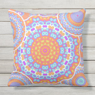 Festlicher orange rosa Mandala-Entwurf Kissen
