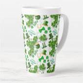 Festlicher St. Patrick's Day Irish Inspiriert Milchtasse (Rechte Ecke)