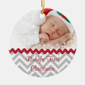 Festliches Baby's First Christmas Foto Ornament (Vorne)