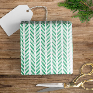 Festliches Grün + Weiß Fischgrätenmuster Feiertag Geschenkpapier