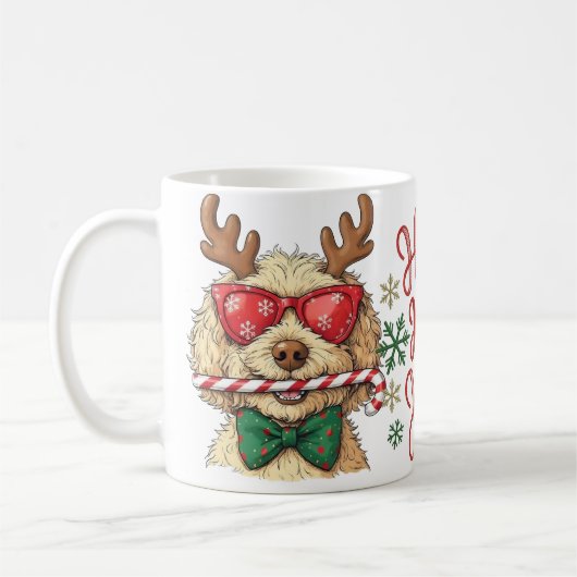 Festliches Rentier Goldendoodle Weihnachtskaffee Kaffeetasse (Links)