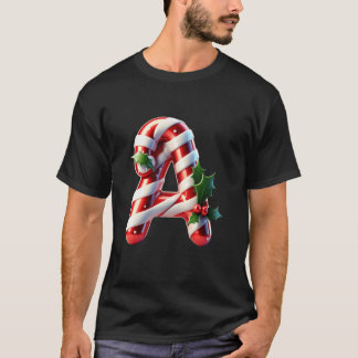 Festliches Zuckerstangen-Letter A Stechpalmen-Desi T-Shirt